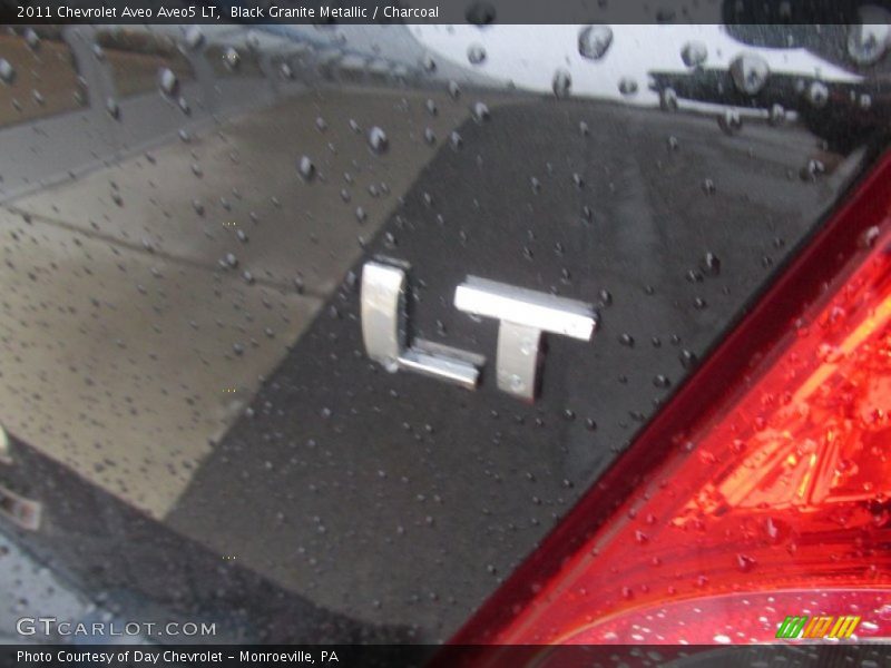 Black Granite Metallic / Charcoal 2011 Chevrolet Aveo Aveo5 LT