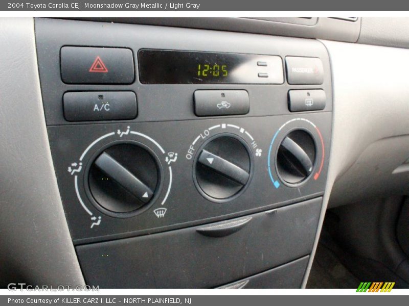 Moonshadow Gray Metallic / Light Gray 2004 Toyota Corolla CE