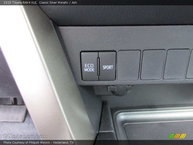 Classic Silver Metallic / Ash 2015 Toyota RAV4 XLE