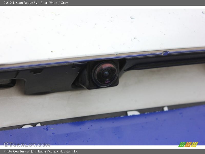 Pearl White / Gray 2012 Nissan Rogue SV
