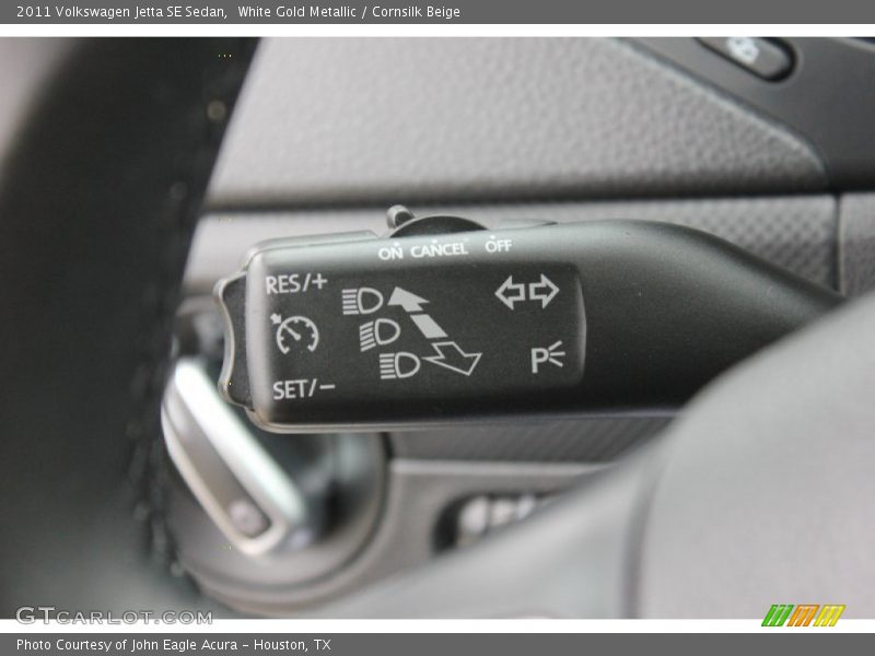 White Gold Metallic / Cornsilk Beige 2011 Volkswagen Jetta SE Sedan