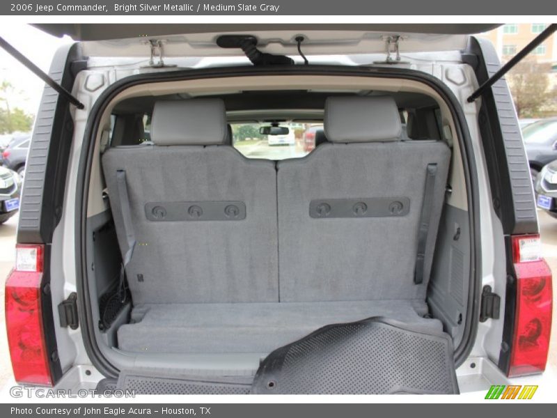 Bright Silver Metallic / Medium Slate Gray 2006 Jeep Commander
