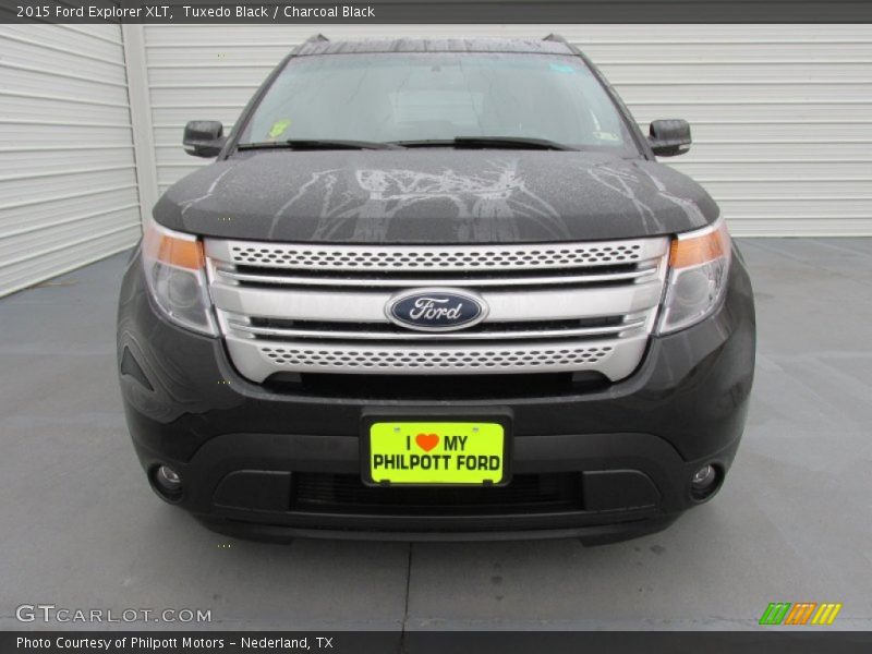Tuxedo Black / Charcoal Black 2015 Ford Explorer XLT