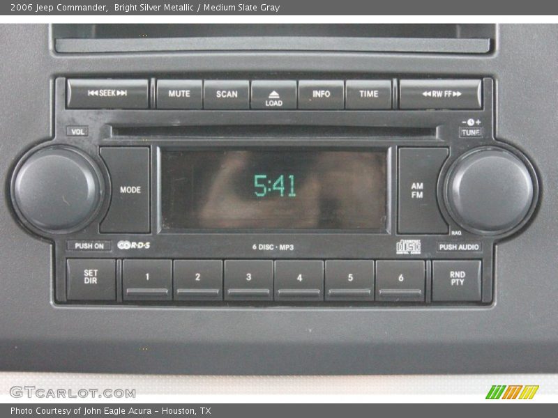 Bright Silver Metallic / Medium Slate Gray 2006 Jeep Commander