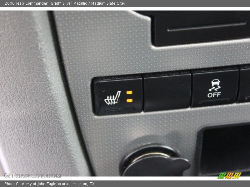 Bright Silver Metallic / Medium Slate Gray 2006 Jeep Commander