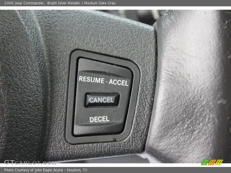 Bright Silver Metallic / Medium Slate Gray 2006 Jeep Commander