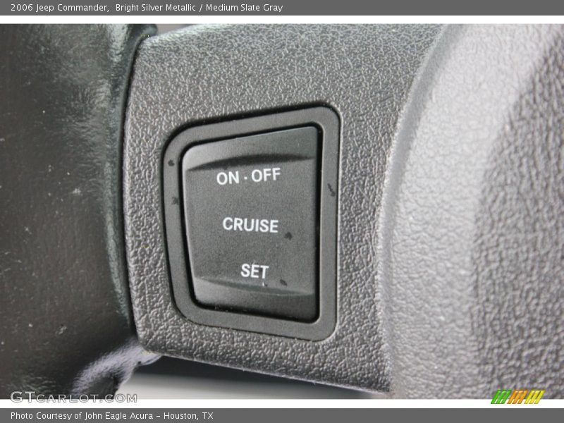 Bright Silver Metallic / Medium Slate Gray 2006 Jeep Commander