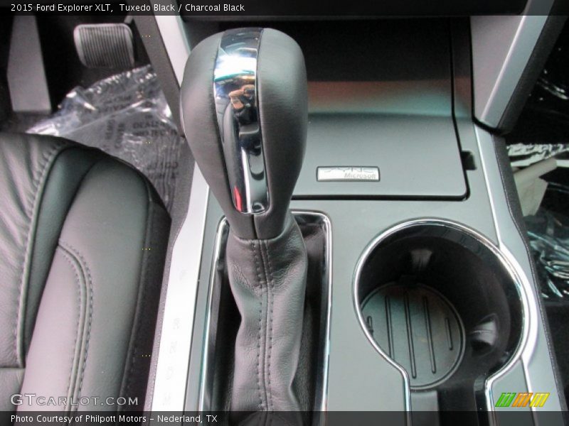 Tuxedo Black / Charcoal Black 2015 Ford Explorer XLT