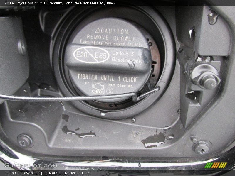 Attitude Black Metallic / Black 2014 Toyota Avalon XLE Premium