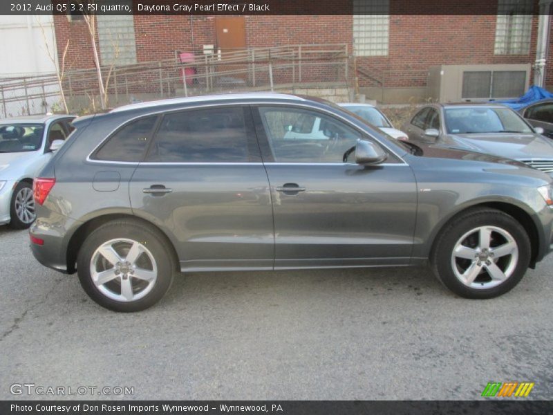 Daytona Gray Pearl Effect / Black 2012 Audi Q5 3.2 FSI quattro