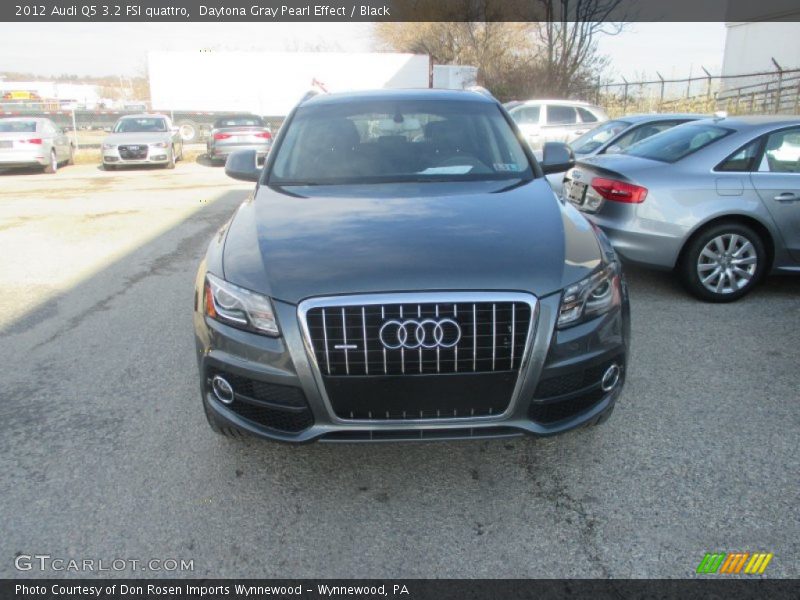 Daytona Gray Pearl Effect / Black 2012 Audi Q5 3.2 FSI quattro