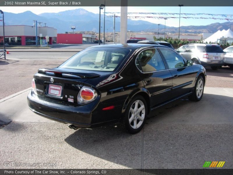 Super Black / Black 2002 Nissan Maxima SE