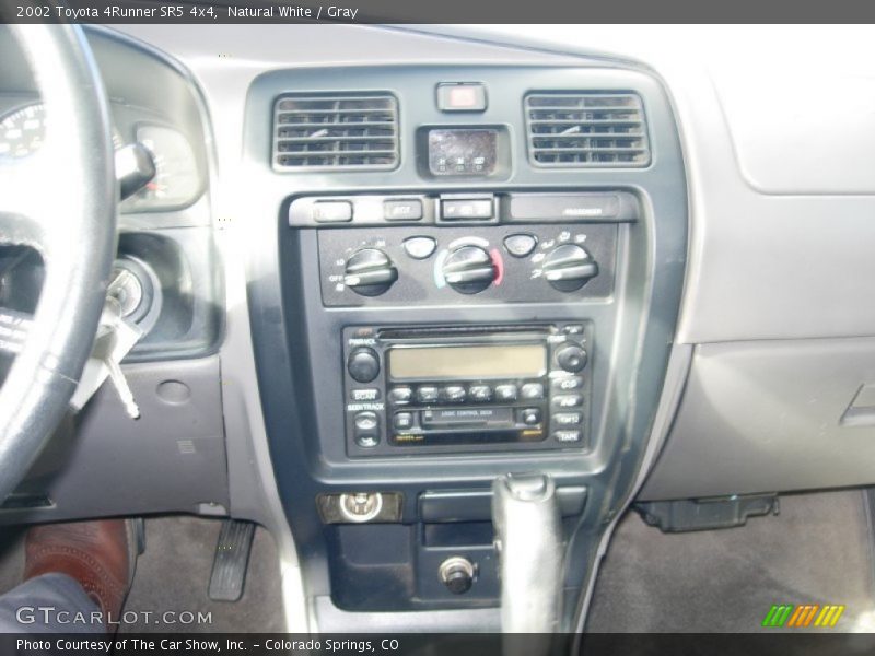 Natural White / Gray 2002 Toyota 4Runner SR5 4x4