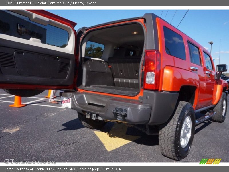 Solar Flare Metallic / Ebony/Pewter 2009 Hummer H3