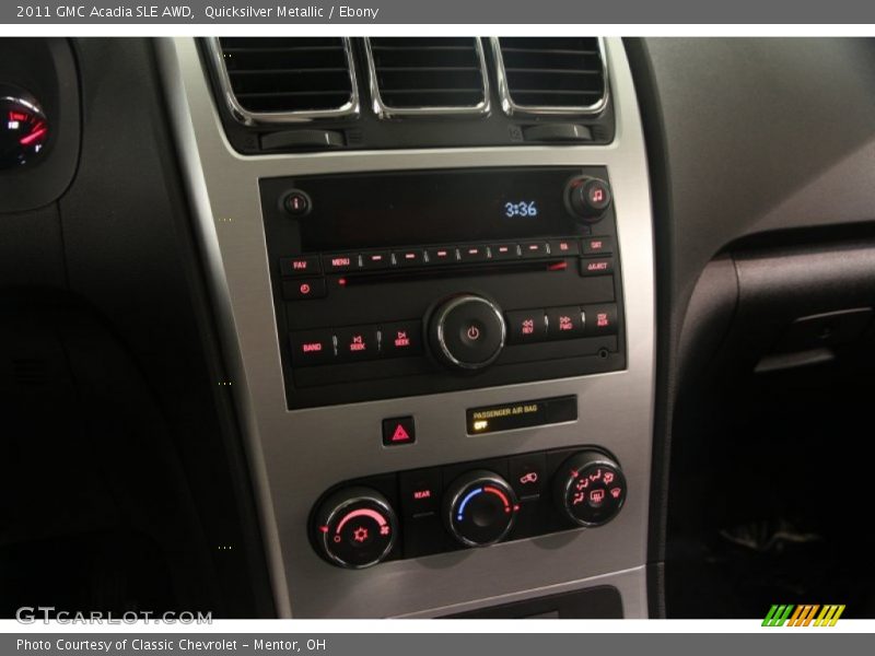 Quicksilver Metallic / Ebony 2011 GMC Acadia SLE AWD