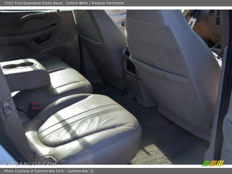 Oxford White / Medium Parchment 2002 Ford Expedition Eddie Bauer