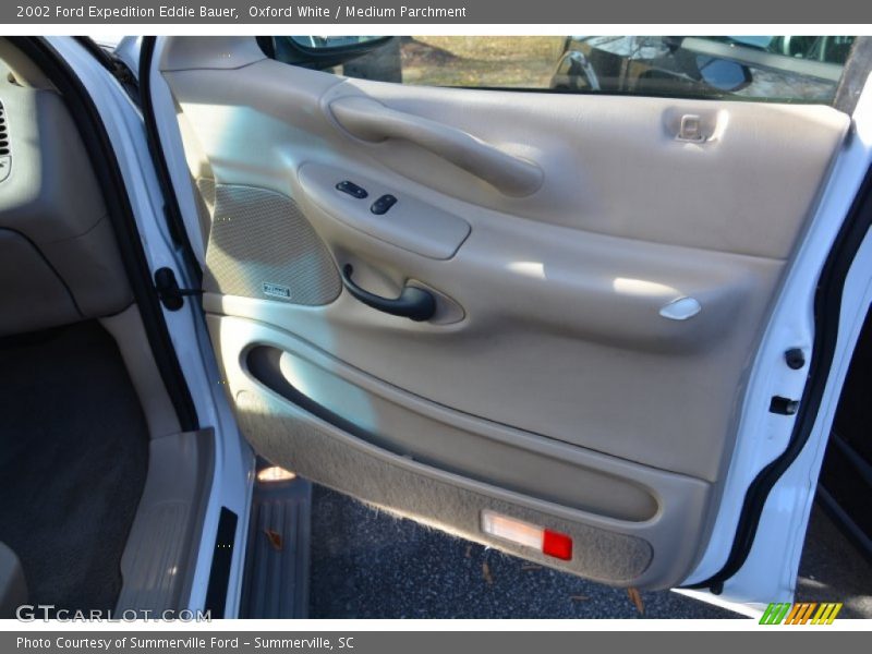 Oxford White / Medium Parchment 2002 Ford Expedition Eddie Bauer