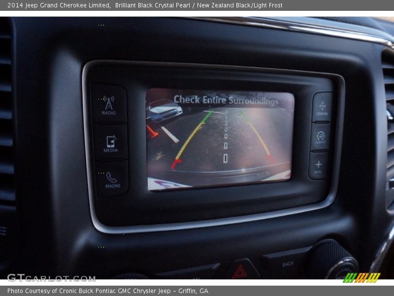 Brilliant Black Crystal Pearl / New Zealand Black/Light Frost 2014 Jeep Grand Cherokee Limited