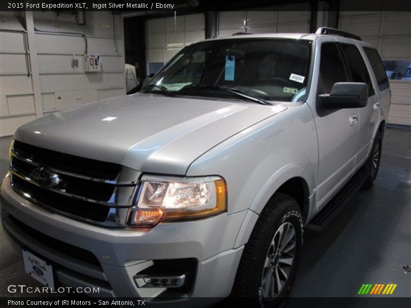 Ingot Silver Metallic / Ebony 2015 Ford Expedition XLT