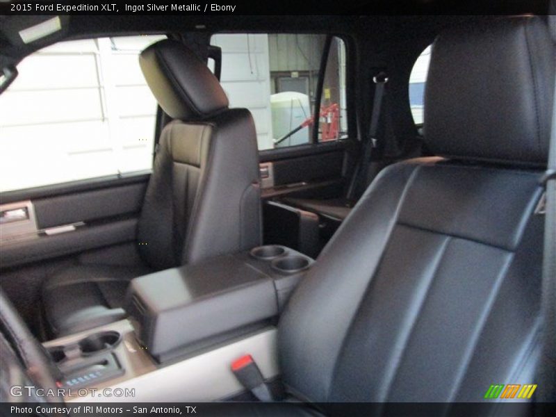 Ingot Silver Metallic / Ebony 2015 Ford Expedition XLT