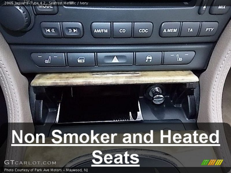 Seafrost Metallic / Ivory 2005 Jaguar S-Type 4.2