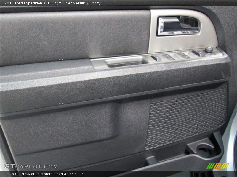 Ingot Silver Metallic / Ebony 2015 Ford Expedition XLT