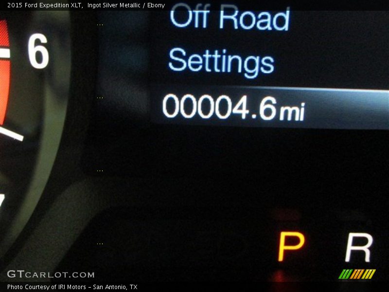 Ingot Silver Metallic / Ebony 2015 Ford Expedition XLT