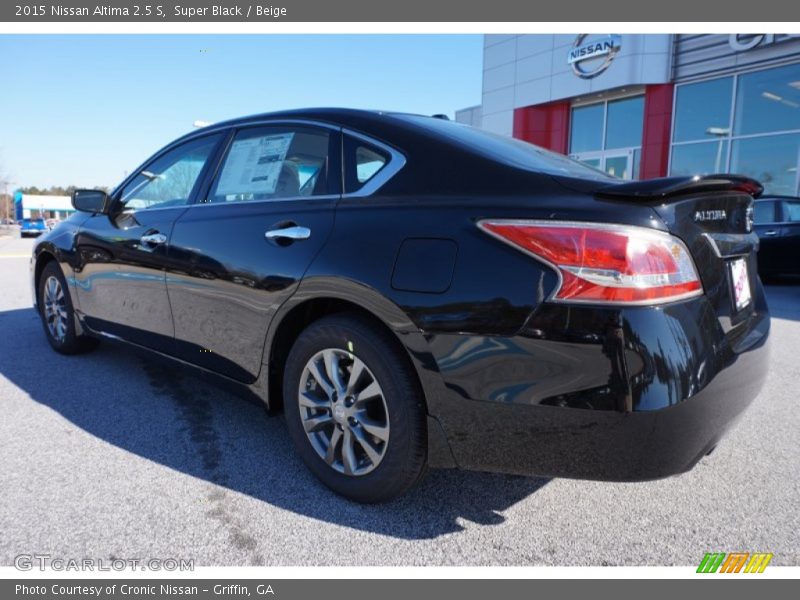 Super Black / Beige 2015 Nissan Altima 2.5 S