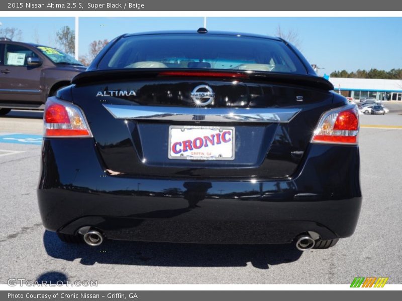Super Black / Beige 2015 Nissan Altima 2.5 S