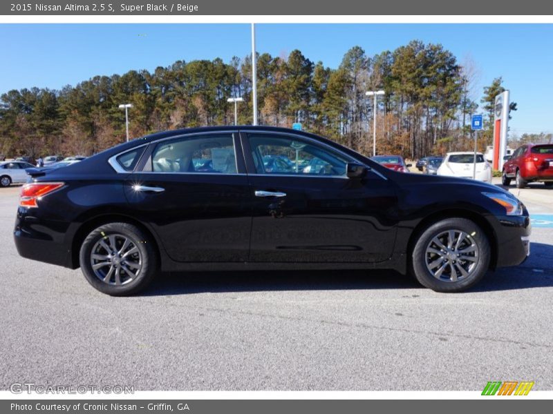 Super Black / Beige 2015 Nissan Altima 2.5 S
