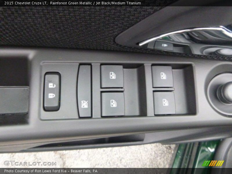 Rainforest Green Metallic / Jet Black/Medium Titanium 2015 Chevrolet Cruze LT
