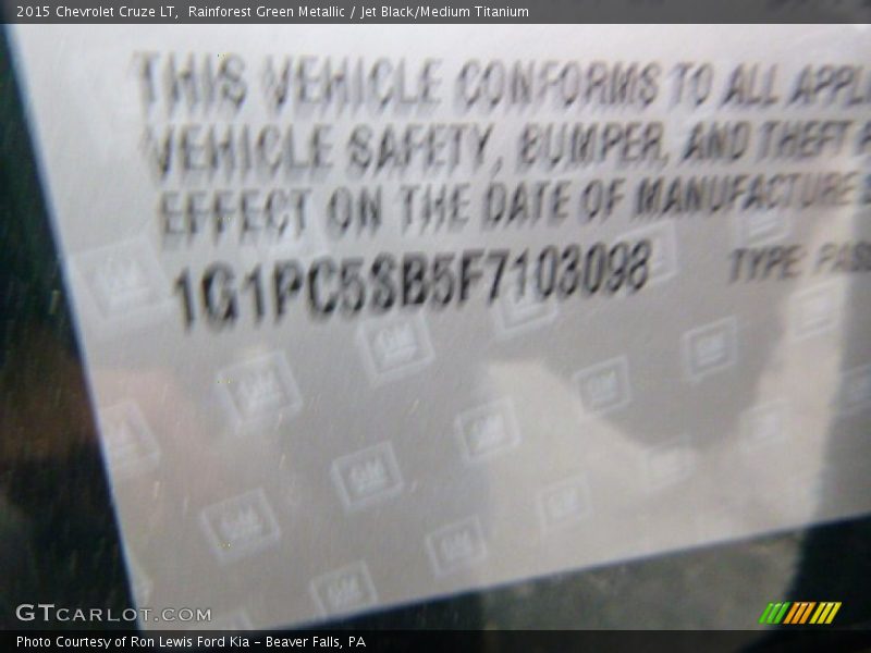 Rainforest Green Metallic / Jet Black/Medium Titanium 2015 Chevrolet Cruze LT
