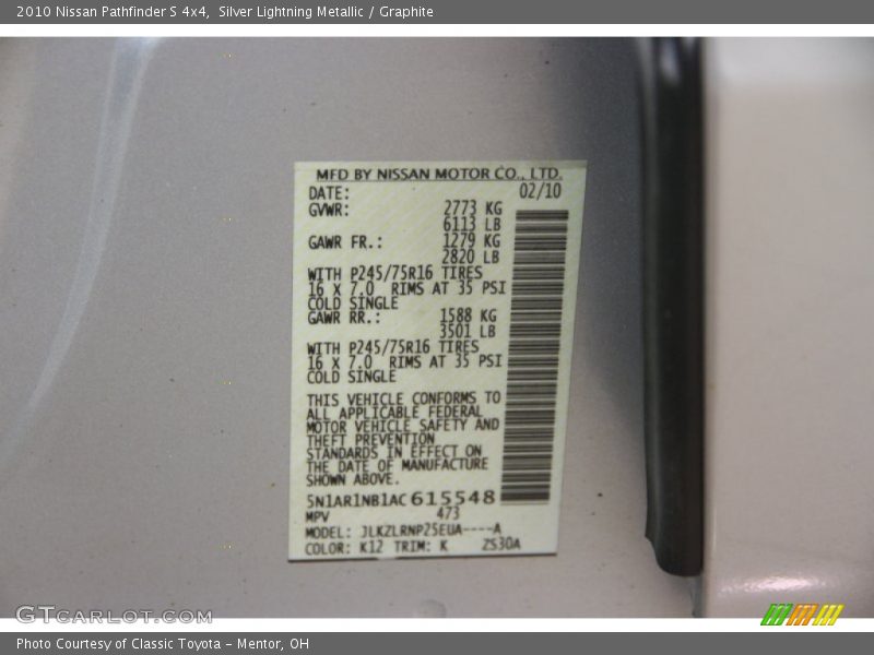 Silver Lightning Metallic / Graphite 2010 Nissan Pathfinder S 4x4