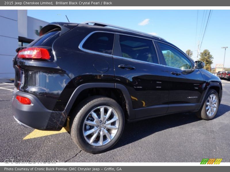 Brilliant Black Crystal Pearl / Black 2015 Jeep Cherokee Limited