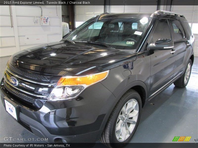 Tuxedo Black / Charcoal Black 2015 Ford Explorer Limited