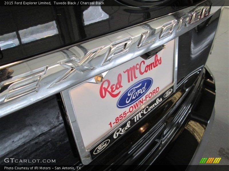 Tuxedo Black / Charcoal Black 2015 Ford Explorer Limited