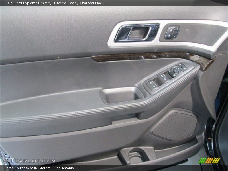 Tuxedo Black / Charcoal Black 2015 Ford Explorer Limited