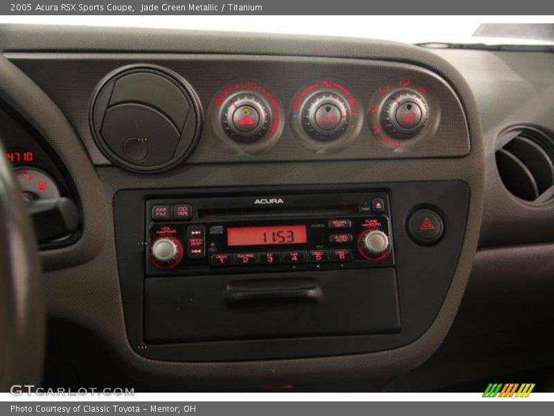 Controls of 2005 RSX Sports Coupe