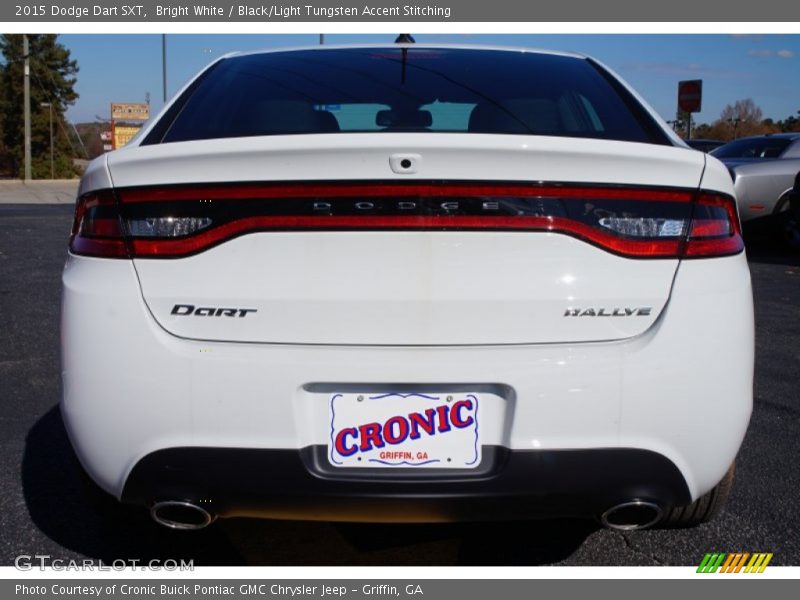 Bright White / Black/Light Tungsten Accent Stitching 2015 Dodge Dart SXT