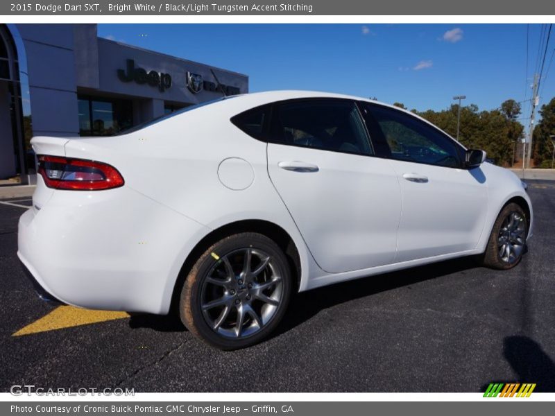 Bright White / Black/Light Tungsten Accent Stitching 2015 Dodge Dart SXT