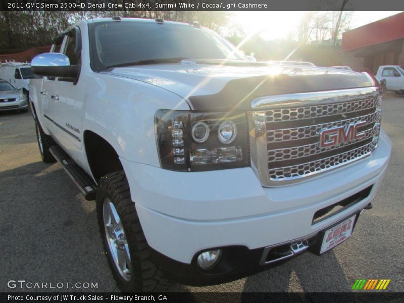 Summit White / Cocoa/Light Cashmere 2011 GMC Sierra 2500HD Denali Crew Cab 4x4