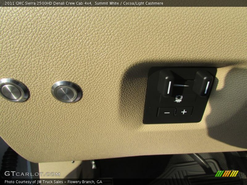Summit White / Cocoa/Light Cashmere 2011 GMC Sierra 2500HD Denali Crew Cab 4x4