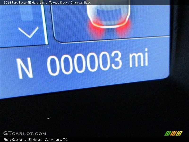 Tuxedo Black / Charcoal Black 2014 Ford Focus SE Hatchback