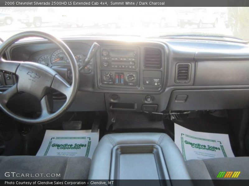 Summit White / Dark Charcoal 2006 Chevrolet Silverado 2500HD LS Extended Cab 4x4