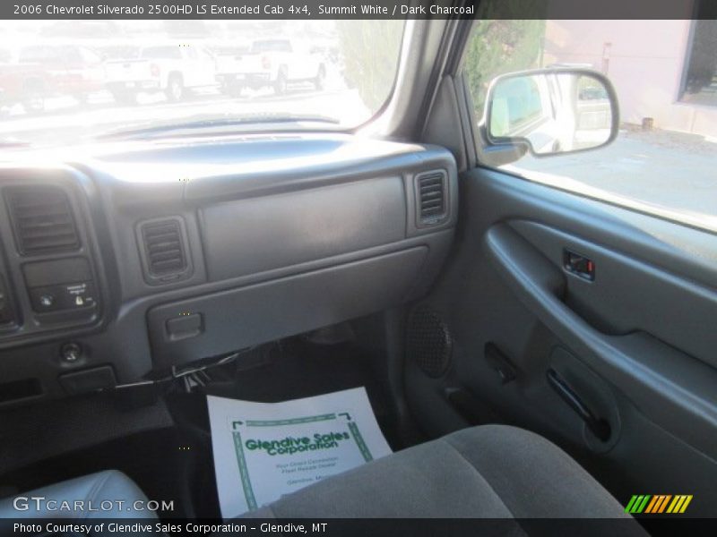 Summit White / Dark Charcoal 2006 Chevrolet Silverado 2500HD LS Extended Cab 4x4