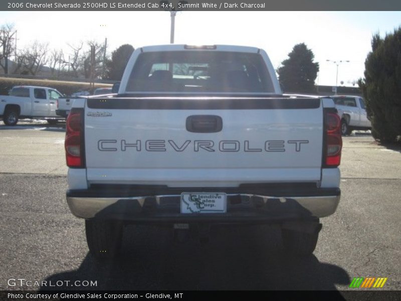 Summit White / Dark Charcoal 2006 Chevrolet Silverado 2500HD LS Extended Cab 4x4