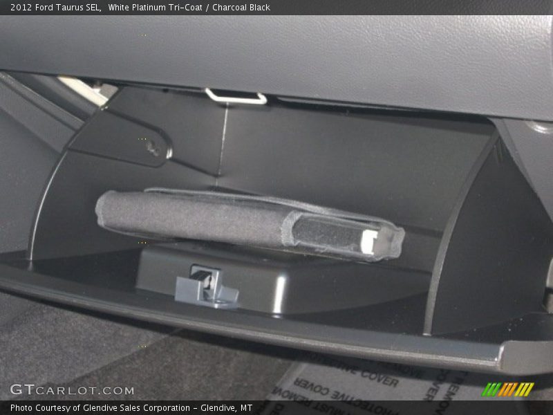 White Platinum Tri-Coat / Charcoal Black 2012 Ford Taurus SEL