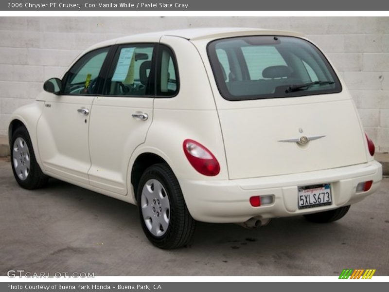 Cool Vanilla White / Pastel Slate Gray 2006 Chrysler PT Cruiser