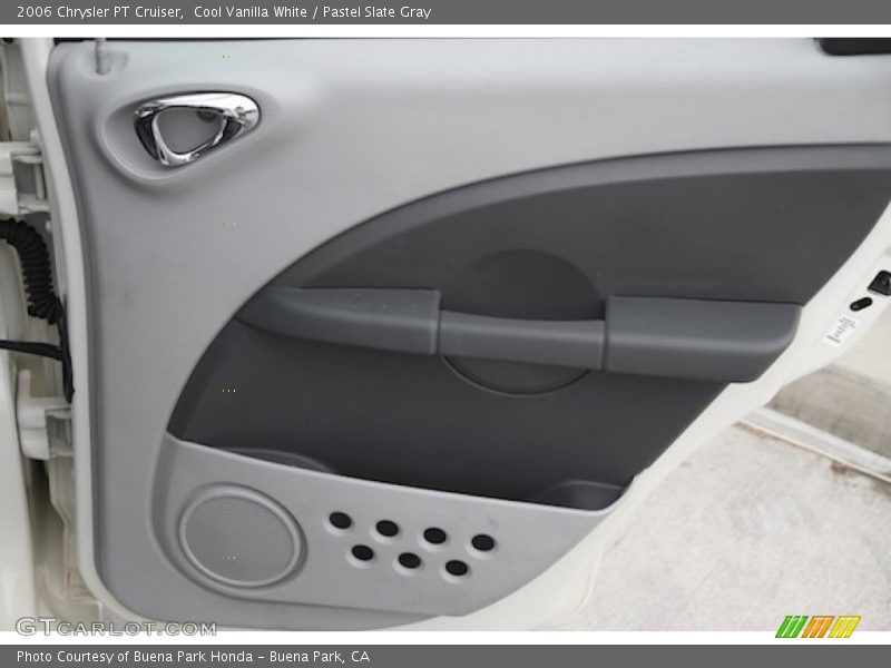 Cool Vanilla White / Pastel Slate Gray 2006 Chrysler PT Cruiser
