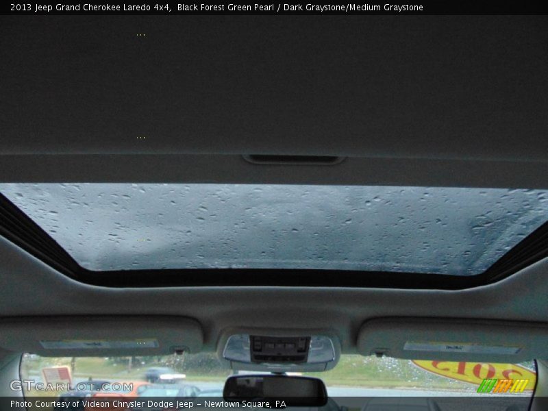 Black Forest Green Pearl / Dark Graystone/Medium Graystone 2013 Jeep Grand Cherokee Laredo 4x4